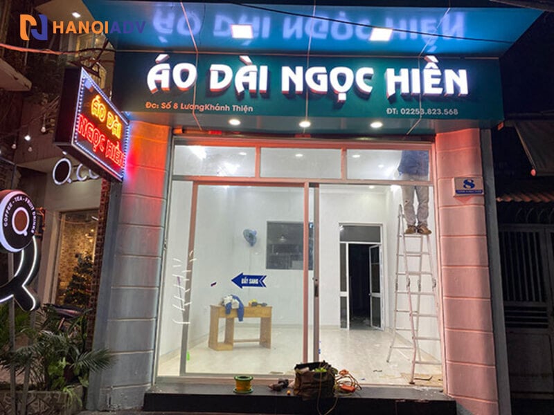 Chọn phông chữ dễ đọc, rõ ràng, nhưng vẫn giữ được nét mềm mại, duyên dáng.
