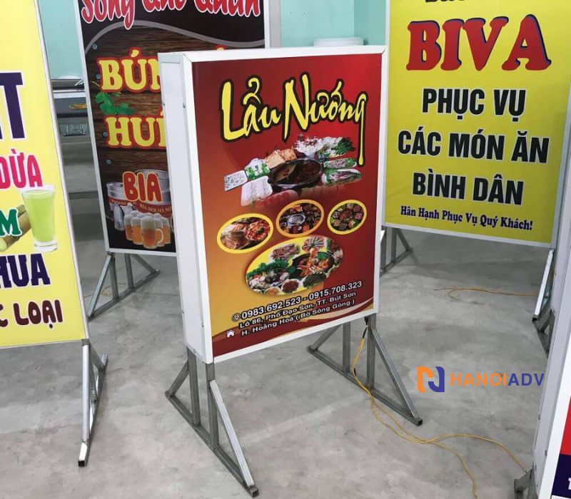 Khung sắt sơn tĩnh điện chắc chắn – chống gió, mưa, không gỉ sét, dùng tốt cả trong nhà và ngoài trời.