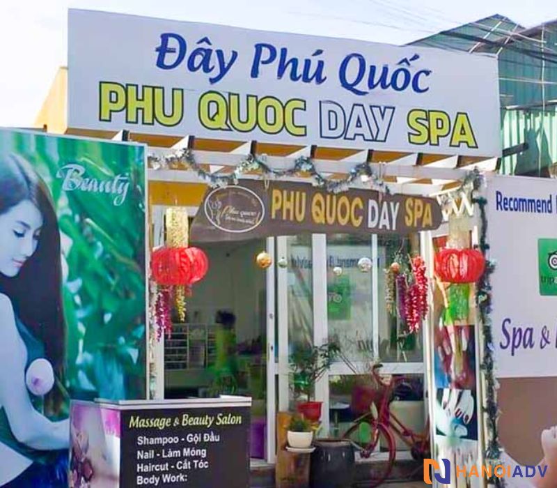 Dù không đầu tư lớn như biển hộp đèn hay LED, nhưng biển bạt Spa vẫn có thể trở nên cực kỳ cuốn hút nếu được thiết kế đúng chuẩn đẹp – nhẹ – nổi bật – dễ nhớ.