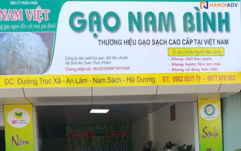 Có đầy đủ tên cửa hàng, hình ảnh, sản phẩm kinh doanh, địa chỉ, phương thức liên lạc