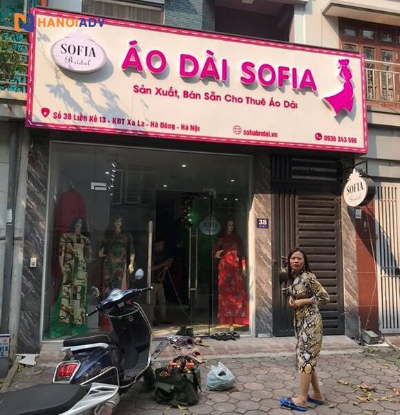 Bố cục cần cân đối, hài hòa, tạo cảm giác chuyên nghiệp.