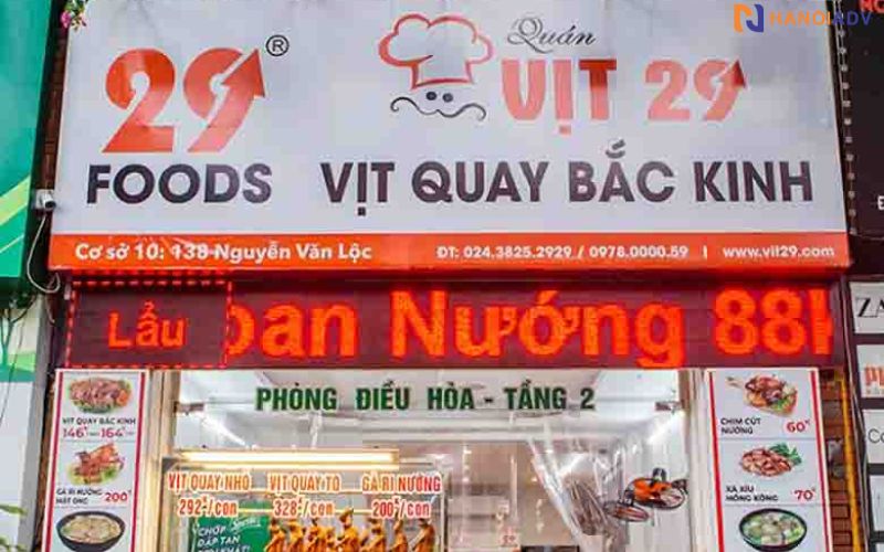 Thông tin liên hệ rõ ràng: Số điện thoại, địa chỉ, nhận đặt tiệc/giao hàng nếu có.