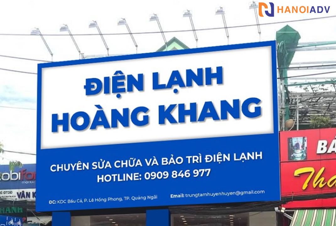 Mặt Alu + chữ nổi inox kết hợp cùng đèn LED giúp quán càng thêm nổi bật