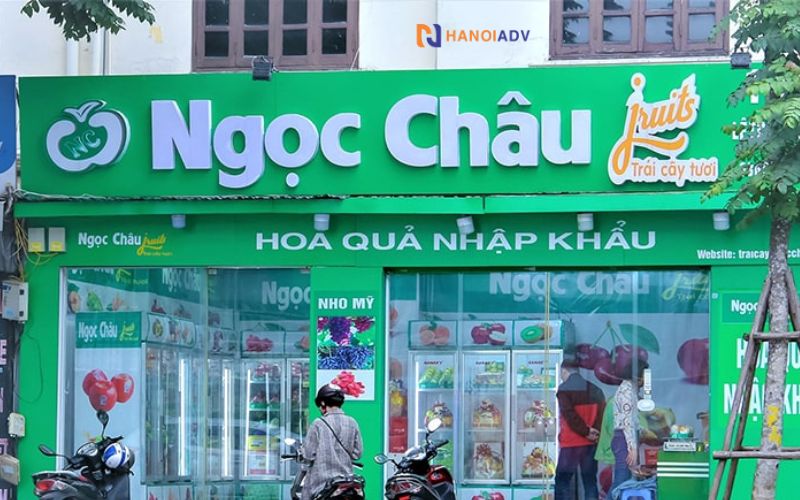 Hộp mica, túi kraft, giỏ có in logo… không chỉ đẹp mà tăng nhận diện thương hiệu mỗi lần khách mang ra ngoài.