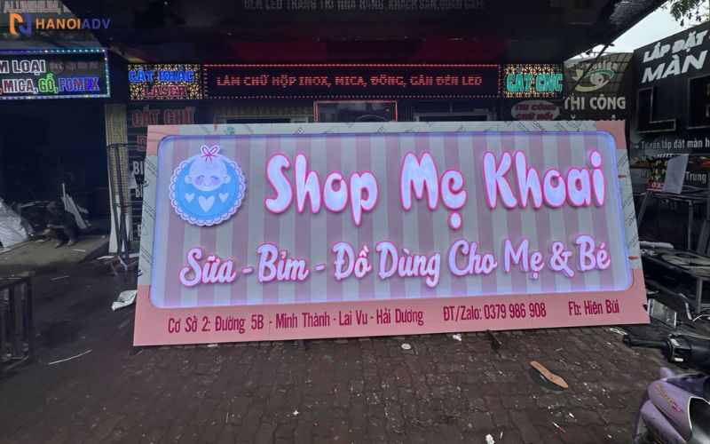 Màu sắc tươi, sáng như hồng baby, xanh mint, vàng nhạt → tạo cảm giác đáng yêu.