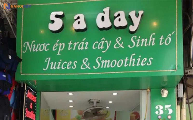 Chữ thường được bo tròn, mềm mại để tạo cảm giác thân thiện, trẻ trung.