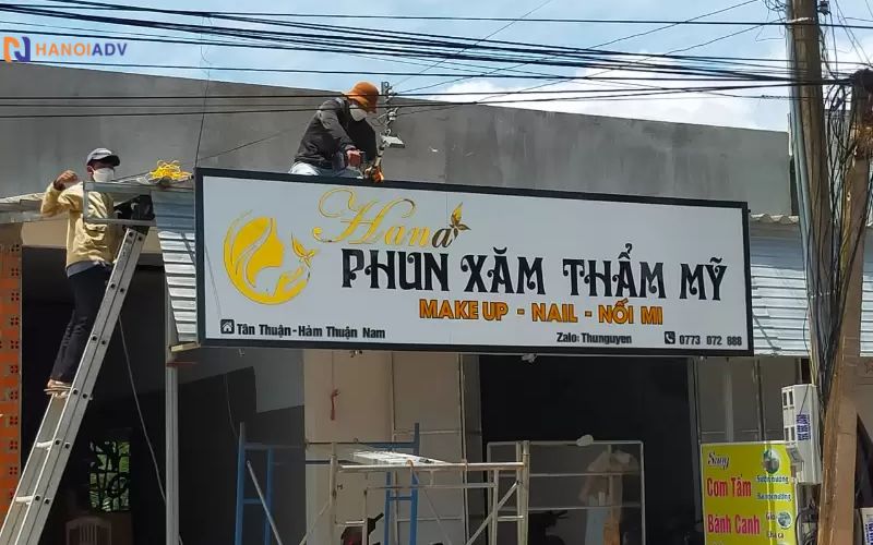 Thiết kế linh hoạt theo diện tích tiệm