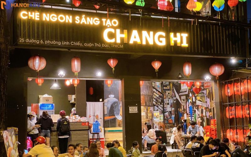 Đèn LED viền hoặc hắt sáng: Làm nổi bật vào buổi tối
