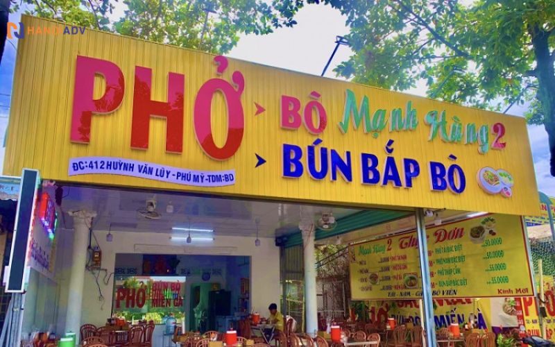 Biển quảng cáo quán phở bò Mạnh Hùng đẹp