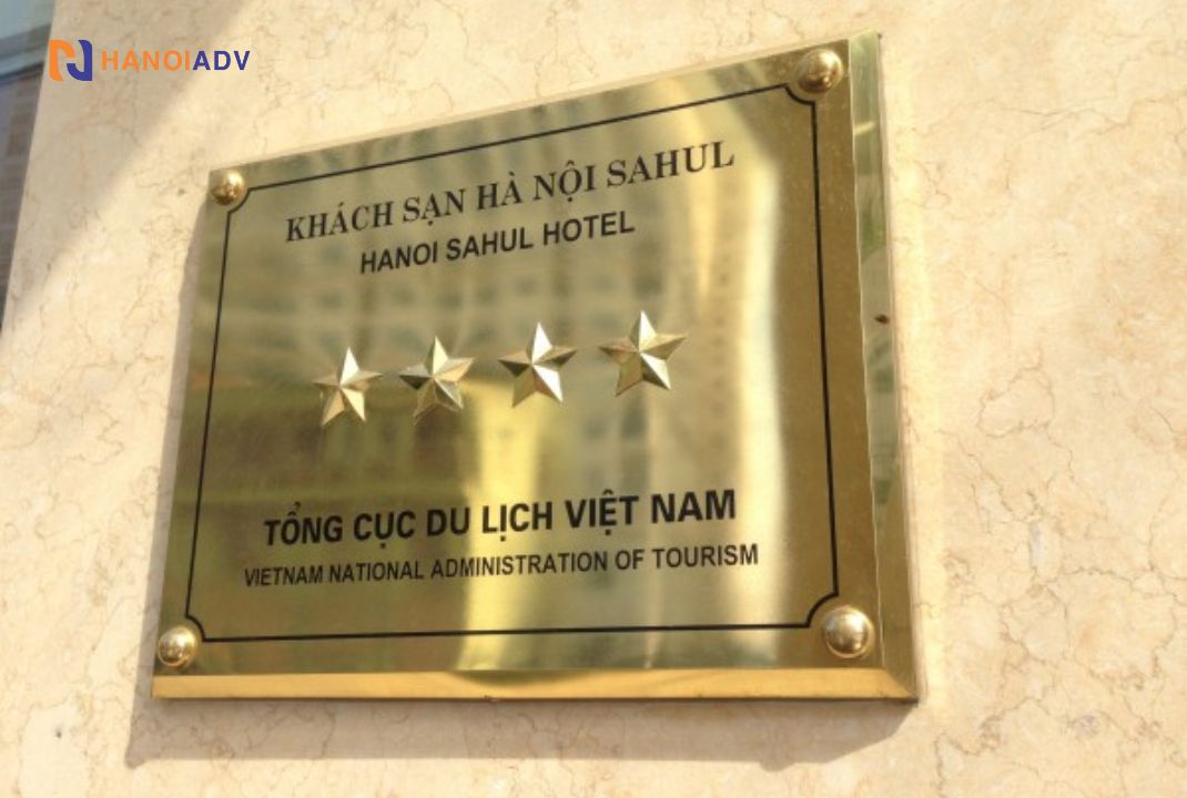 Bảng hiệu tên công ty inox vàng bóng in UV