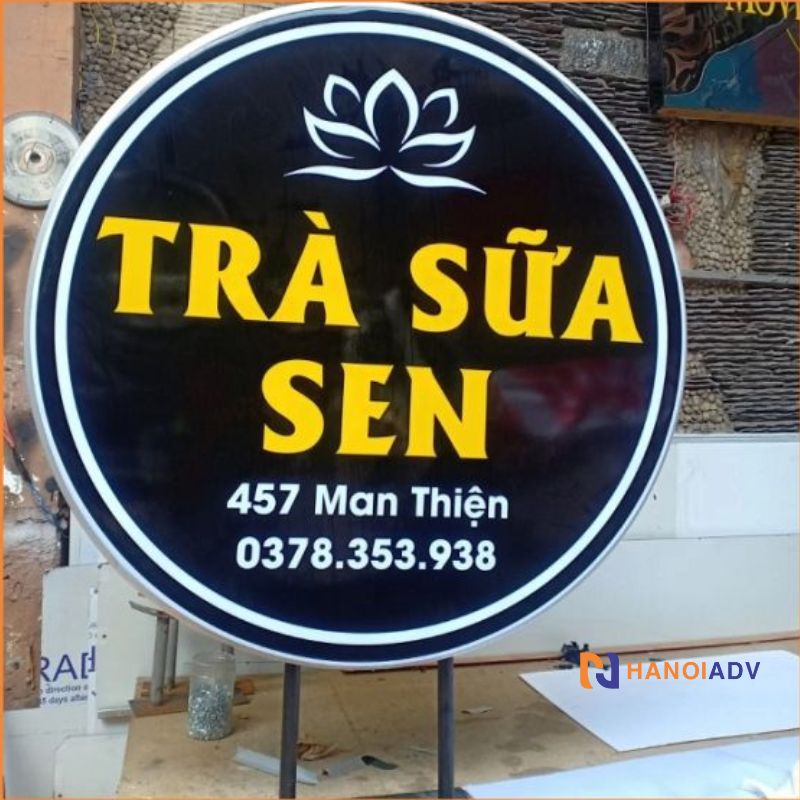 Có thể thiết kế biển vẫy hình tròn, elip, vuông, trà sữa,...