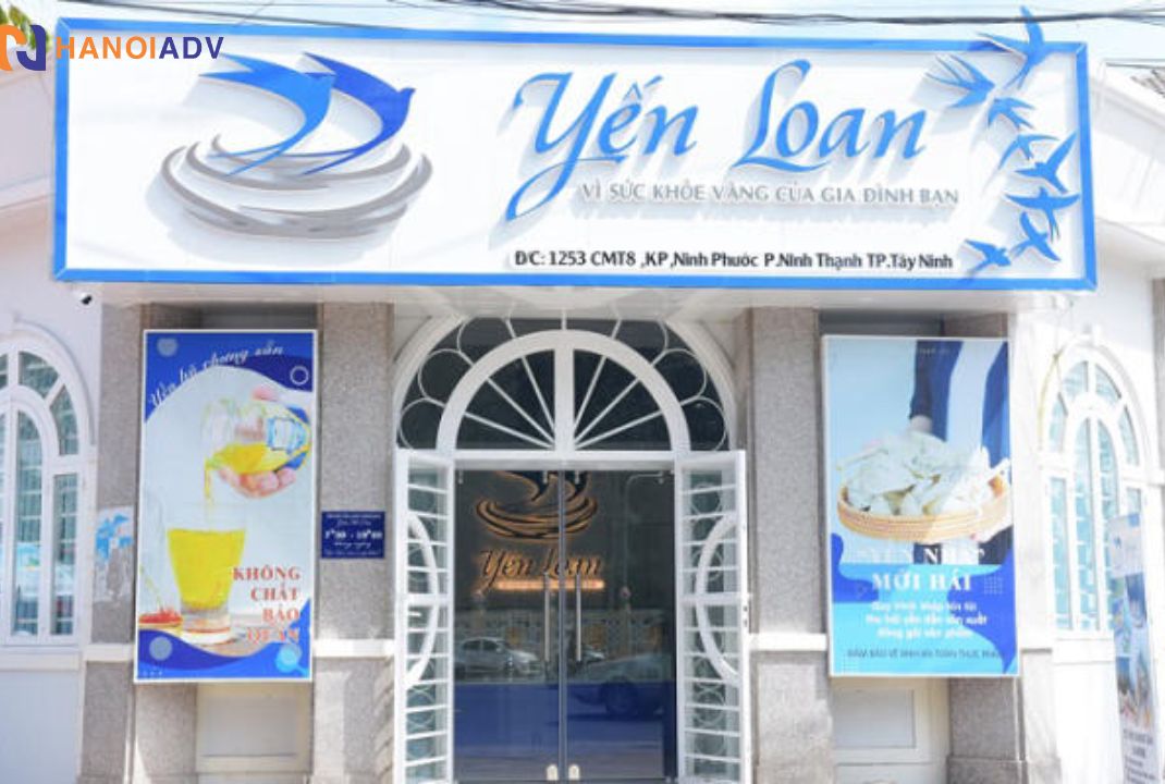 Tông màu xanh trắng kết hợp tạo nên sự hài hòa tươi mát tăng độ uy tín cho thương hiệu.