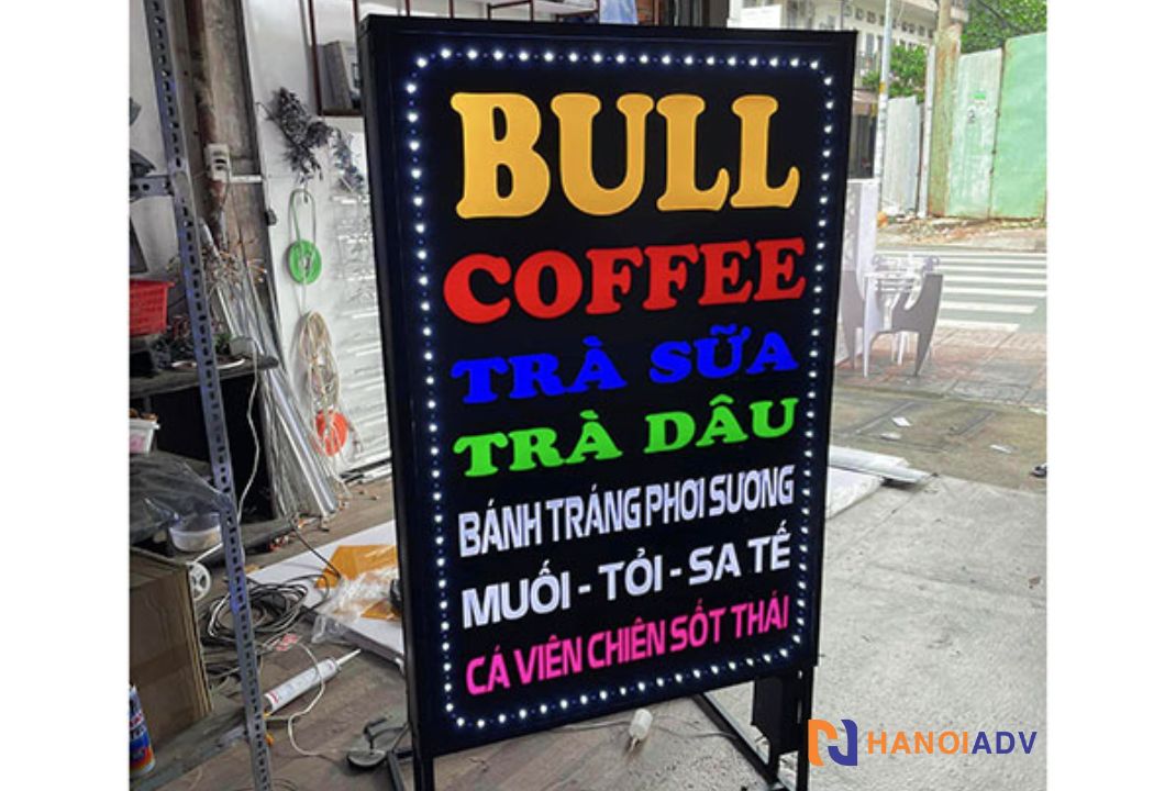 Tông màu nổi bật + đèn led gây thu hút vào ban đêm