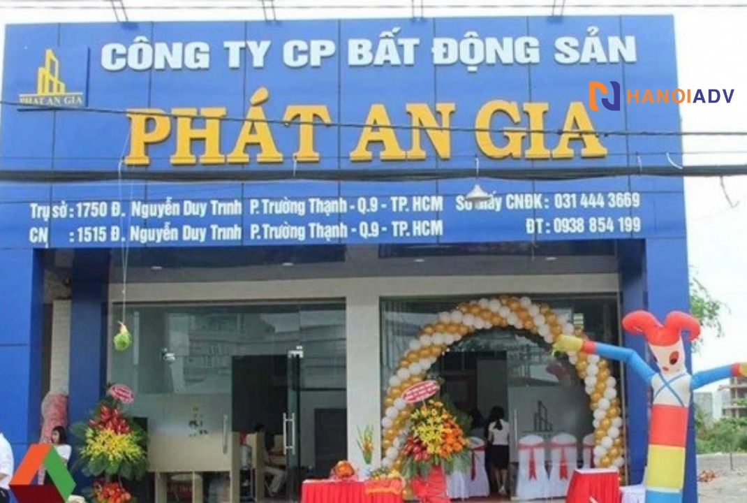 Biển bất động sản đơn giản nhưng cực thu hút