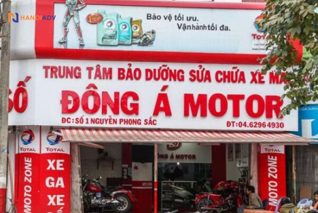 Biển quảng cáo Inox có thể được lắp đặt dễ dàng trên các bề mặt như tường, cột điện và trên vách ngăn.