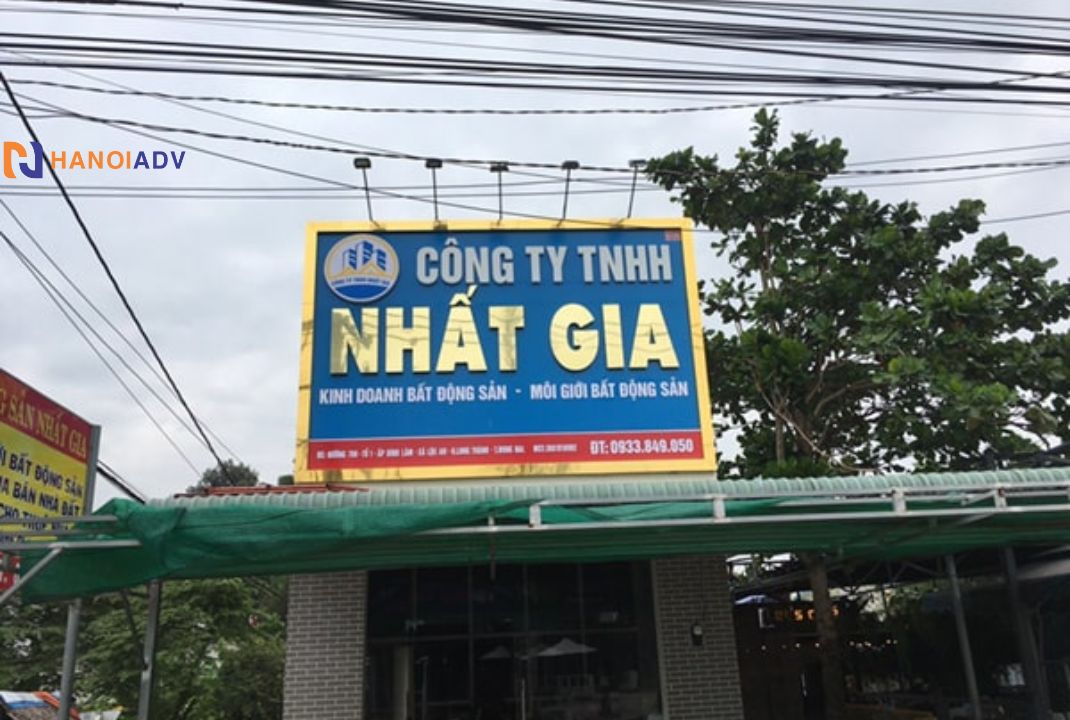 Biển quảng cáo của Công ty TNHH Nhất Gia