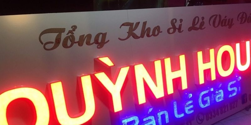 Bảng hiệu chữ nổi kèm đèn LED