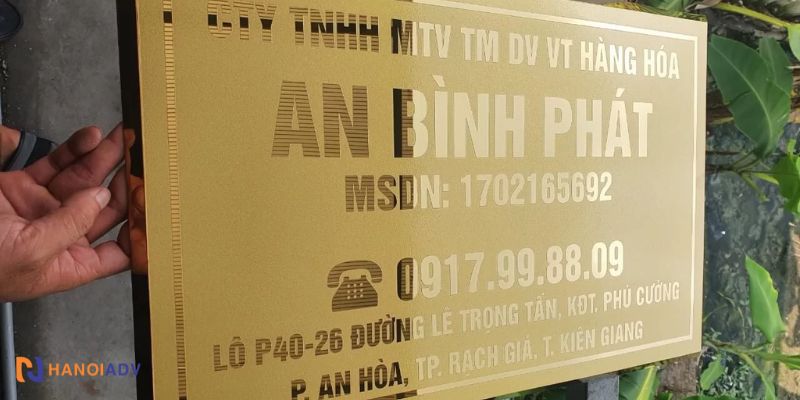 Bảng inox ăn mòn HanoiADV – Top 1 lựa chọn cho bảng hiệu đẳng cấp