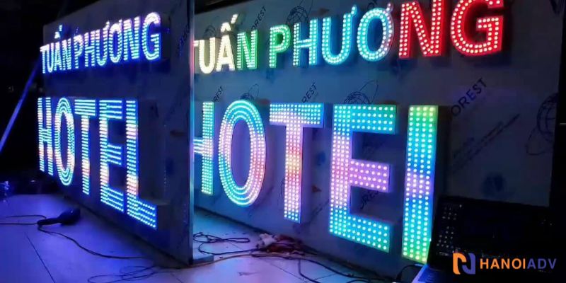 Những lợi ích vượt trội của biển led full color trong kinh doanh
