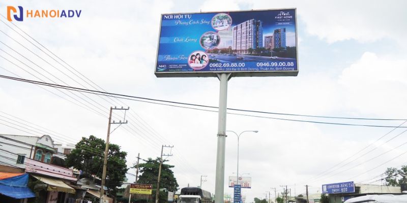 Cột Biển Quảng Cáo Chuyên Nghiệp Từ HanoiADV – Tâm Điểm Thu Hút Mọi Ánh Nhìn